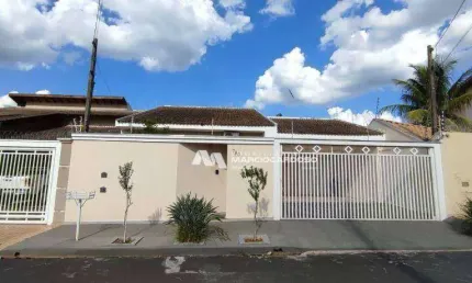 Casa com 3 dormitórios à venda, 227 m² por R$ 710.000,00 - Jardim Schmitt - São José do Rio Preto/SP