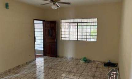 Casa com 3 quartos à venda na Avenida Adão Focesi, Jardim do Lago, Campinas, 130 m2 por R$ 640.000