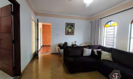 Casa com 3 quartos à venda na Rua Coronel Job de Figueiredo, Jardim Nova Europa, Campinas, 124 m2 por R$ 750.000