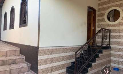 Casa com 3 quartos à venda na Rua Antônio Rosolen, Parque Santa Bárbara, Campinas, 264 m2 por R$ 795.000