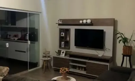 Casa com 2 quartos à venda na Rua Antônio Francisco Lisboa, Jardim Amanda I, Hortolândia, 250 m2 por R$ 424.000