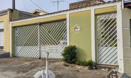 Casa com 3 quartos à venda na Jardim Ivan Astolf, Jardim San Diego, Campinas por R$ 380.000