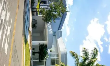 Casa em condomínio fechado com 3 quartos à venda na Avenida Henrique Vicentin, Swiss Park, Campinas, 270 m2 por R$ 2.300.000