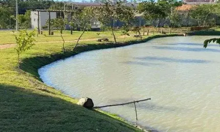 Terreno em condomínio fechado à venda no Jardim Laguna, Indaiatuba  por R$ 630.000