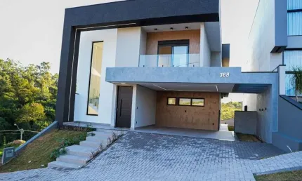 Casa em condomínio fechado com 3 quartos à venda na Rua Doutor Alfredo Zacharias, 1320, Vila Pagano, Valinhos, 238 m2 por R$ 1.799.000
