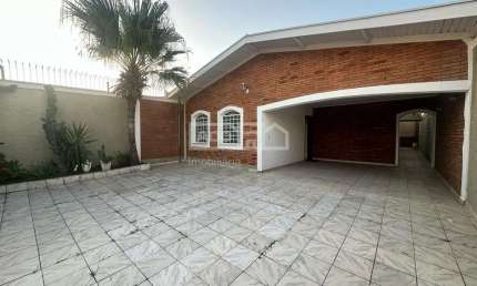 Casa com 3 quartos à venda no Jardim Campos Elíseos, Campinas  por R$ 650.000