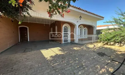 Casa com 3 quartos à venda no jardim aurélia, campinas  por r$ 700.000