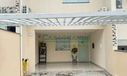 Casa com 2 quartos à venda no Velha, Blumenau , 88 m2 por R$ 460.000