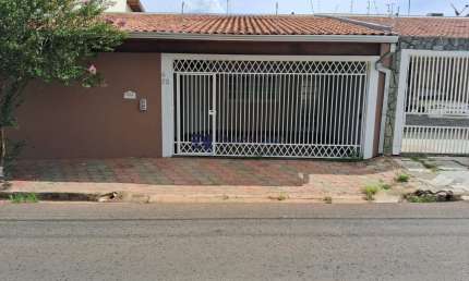 Casa para venda com 360 m² e 3 quartos em Jardim Terra Branca, Bauru - SP