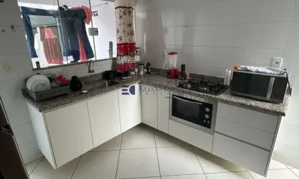 Casa para venda com 180 m² e 3 quartos em Jardim Marilu, Bauru - SP
