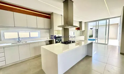Casa para venda com 360 m² e 3 quartos em Residencial Spazio Verde Comendador, Bauru - SP