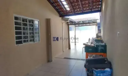 Casa para venda com 200 m² e 3 quartos em Núcleo Habitacional Mary Dota, Bauru - SP