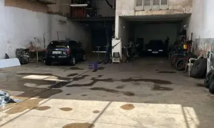 Barracão para venda com 332 m² em Vila Pelegrina, Bauru - SP