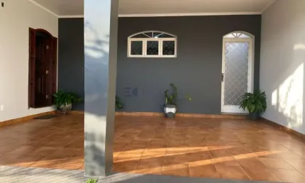 Casa para venda com  3 quartos em Jardim América, Bauru - SP