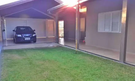 Casa para venda com 608 m² e 3 quartos em Centro, Arealva - SP