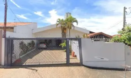 Casa para venda com 265 m² e 4 quartos em Jardim América, Bauru - SP