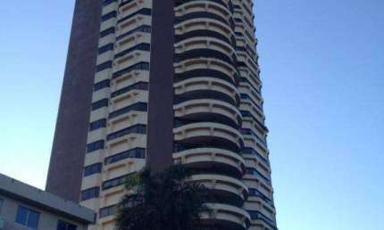Apartamento com 4 dormitórios à venda, 509 m² - Edifício Villa Farscatti - Foz do Iguaçu/PR