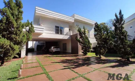 Sobrado no Condomínio Residencial Lago dos Cisnes - Foz do Iguaçu/PR