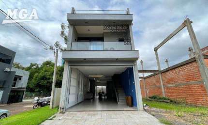 Sobrado com 1 dormitório à venda, 212 m² por R$ 800.000,00 - Loteamento Porto Dourado - Foz do Iguaçu/PR