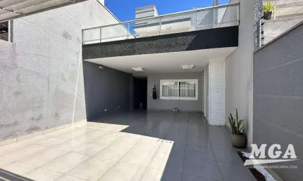 Sobrado com 3 dormitórios à venda, 205 m² por R$ 850.000,00 - Jardim Panorama II - Foz do Iguaçu/PR
