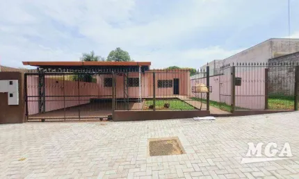 Casa com 4 dormitórios para alugar, 112 m² por R$ 3.800,00/mês - Yolanda - Foz do Iguaçu/PR