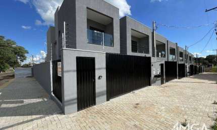 Sobrado com 3 dormitórios para alugar, 162 m² por R$ 4.500,00/mês - Jardim Bourbon - Foz do Iguaçu/PR