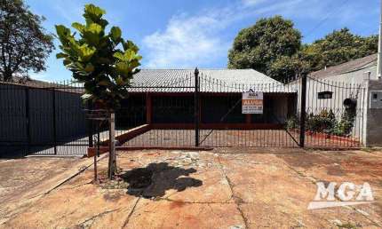 Casa com 3 dormitórios para alugar, 205 m² por R$ 2.588,00/mês - Parque Morumbi - Foz do Iguaçu/PR