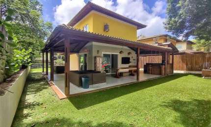 Casa de condominio em Açu da Torre - Mata de São João - BA