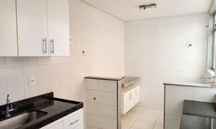 OPORTUNIDADE !IMOVEL BEM LOCALIZADO ,AMPLO E SEGURO.