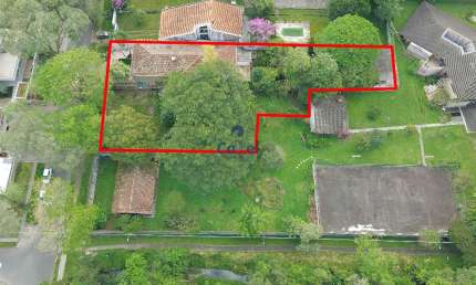 Terreno à venda na Rua Arcésio Guimarães, 621, Jardim Social, Curitiba