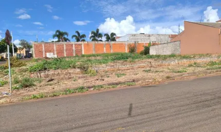 Terreno comercial à venda na Rua Pioneiro Salvador Kessa, 0, Jardim Rebouças, Maringá