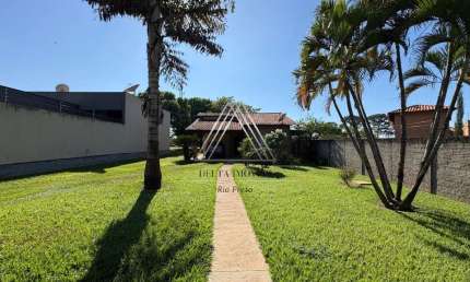Chácara à venda em São José do Rio Preto-SP, Loteamento Parque dos Pássaros: 3 quartos, 1 suíte, sala, 2 banheiros, 180m².