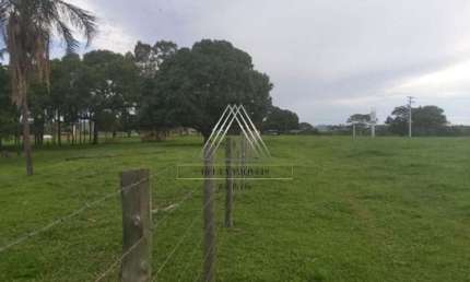Imperdível sítio à venda em Neves Paulista-SP, bairro Zona Rural, com 3 quartos, 1 sala, 2 banheiros, 1 vaga de garagem e 57.500m² de área!