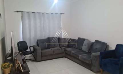 Casa à venda em São José do Rio Preto-SP, Jardim Conceição: 3 quartos, 1 suíte, 3 salas, 3 banheiros, 2 vagas, 141,66 m². Venha conferir!