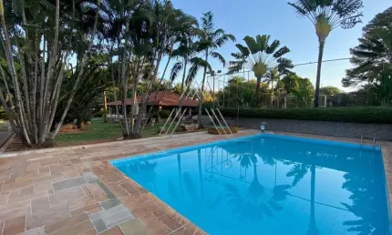 Chácara de luxo à venda em São José do Rio Preto-SP, com 6 quartos, 6 suítes e 700m² de área total. Confira!