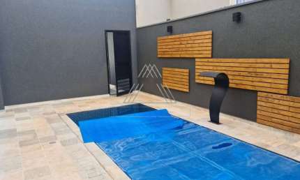 Imperdível oportunidade: Casa de luxo em condomínio no Residencial Eco Village. 4 quartos,  suítes, 3 salas, 6 banheiros, 8 vagas de garagem, 3.