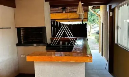 Casa em Condomínio à Venda em São José do Rio Preto-SP, Bairro Giardino I: 3 Quartos, 1 Suíte, 1 Sala, 3 Banheiros, 2 Vagas de Garagem, 100m² de Área.
