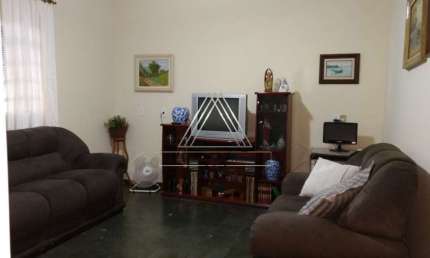 Imperdível Casa à Venda em São José do Rio Preto-SP, Bairro Eldorado: 4 Quartos, 1 Suíte, 1 Sala, 2 Banheiros, 3 Vagas, 165m².