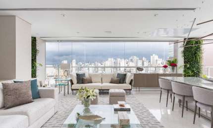 Apartamento de fino acabamento, moderno e mobiliado!!