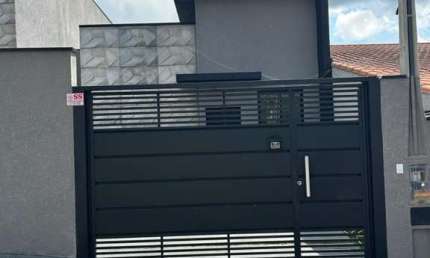 Casa Alto Padrão para Venda em Mogi das Cruzes, Vila Lavinia, 3 dormitórios, 1 suíte, 2 banheiros, 2 vagas