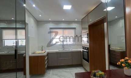 Casa para venda com 4 dormitórios no condominio Jatobá