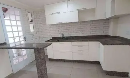 Casa com 2 dormitórios à venda por R$ 440.000 - Parque do Horto - Hortolândia/SP