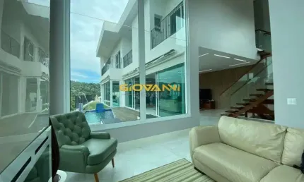 Casa para Venda em Santana de Parnaíba, Cidade Tamboré, 3 dormitórios, 3 suítes, 5 banheiros, 4 vagas