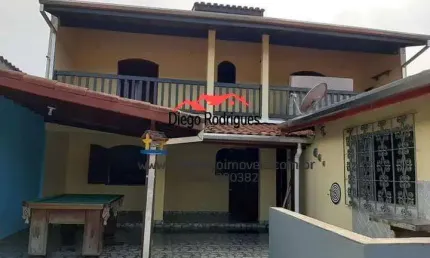 Casa / Sobrado para Venda em Caraguatatuba, Getuba, 4 dormitórios, 2 banheiros, 3 vagas