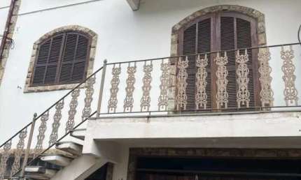 Casa em condomínio com 4 quartos  para aluguel e venda,  Monte Castelo, Volta Redonda - VM112