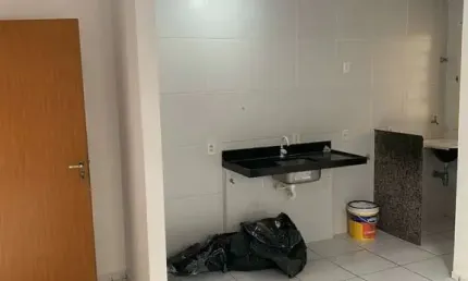 Apartamento com 02 Quartos à Venda | Condomínio Village Leste