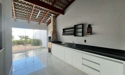 Casa Espaçosa com 3 Quartos no Laranjeira por Apenas R$ 520.000,00