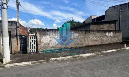 Terreno com 4 casas no quintal  à Venda ótima localização - Bairro Barro Branco - Cotia/SP