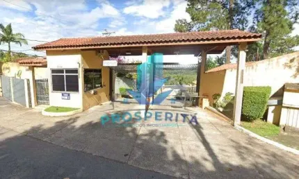 Ótimo imóvel com piscina - 02 suítes  - Cond. Dom Henrique III - Cotia/SP