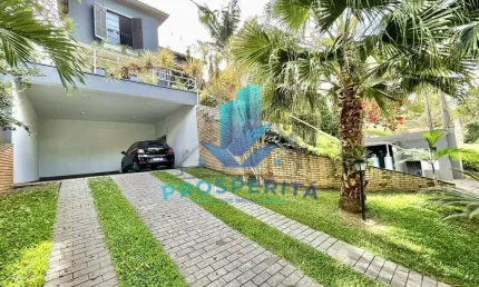 Residencial Euroville - Casa Alto Padrão  4 dorms / 2 sts, linda c/ vista, lareira, piscina, quiosque gourmet!